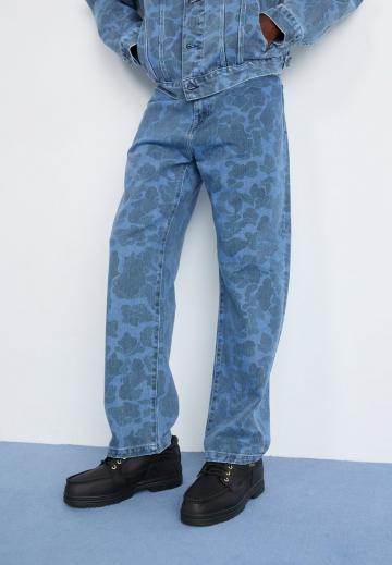 Прямые джинсы