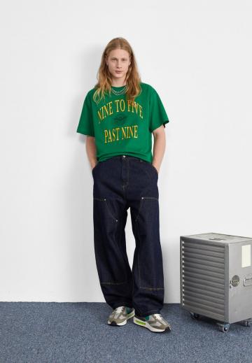 Прямые джинсы