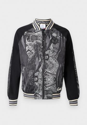 Куртка бомбер