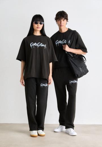 Спортивные штаны