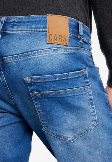 Узкие джинсы