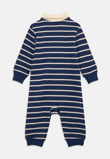 Набор одежды