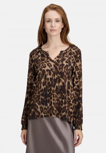 Атласная блузка