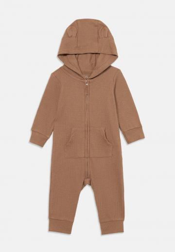 Набор одежды