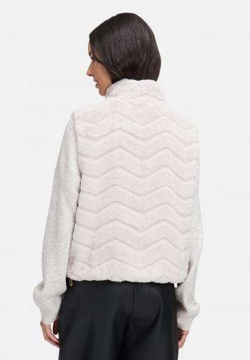 Пуховой жилет