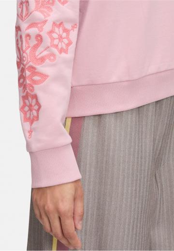 Пуловер с капюшоном