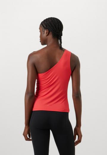 Топ на одно плечо