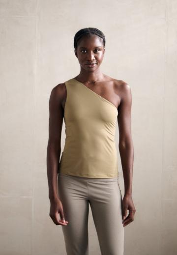 Топ на одно плечо