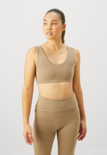 Спортивный бюстгальтер