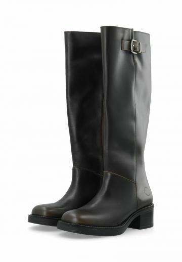 Широкие сапоги