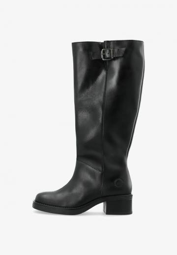 Широкие сапоги