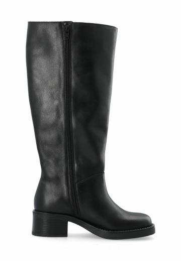 Широкие сапоги