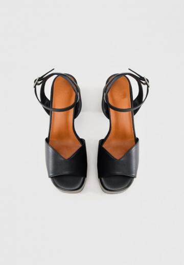 Босоножки на платформе