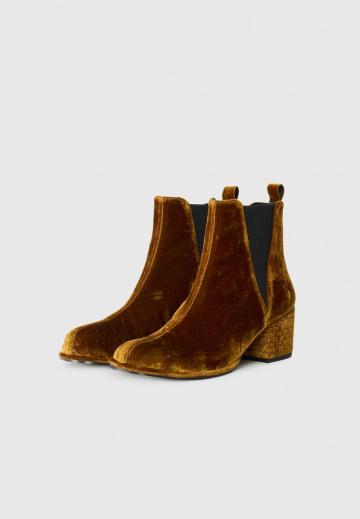 Ботинки челси