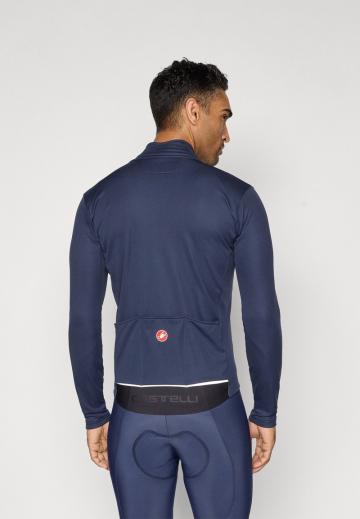 Спортивная куртка