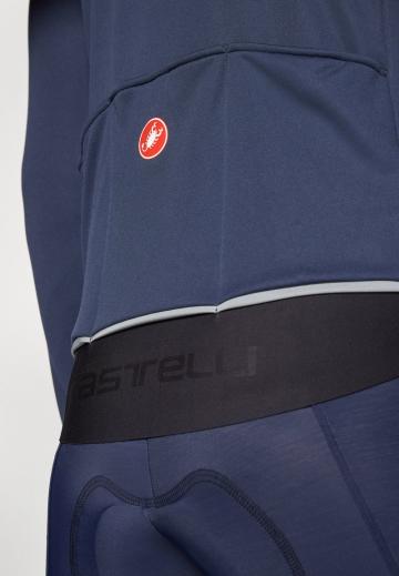 Спортивная куртка