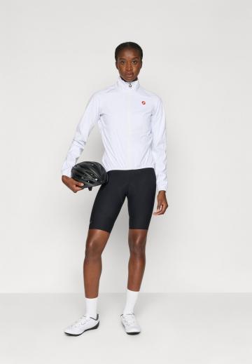 Спортивная куртка