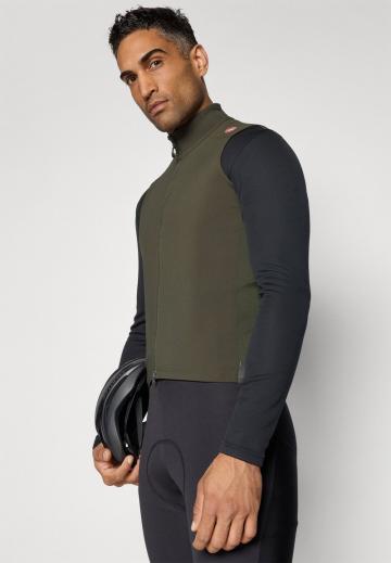 Спортивная куртка