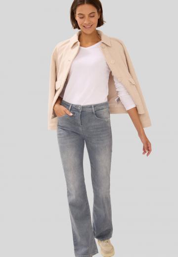 Клешеные брюки