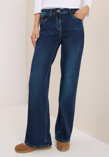 Свободные джинсы