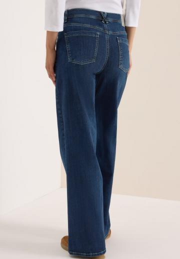 Свободные джинсы