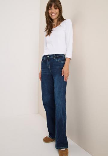 Свободные джинсы