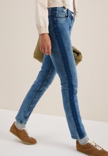 Джинсы