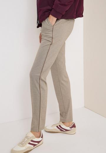 Спортивные штаны