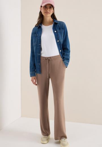 Спортивные штаны