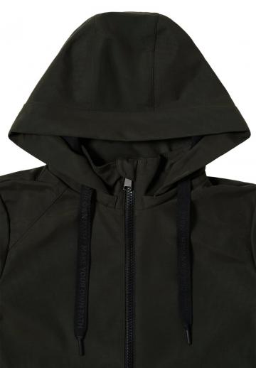 Короткое пальто