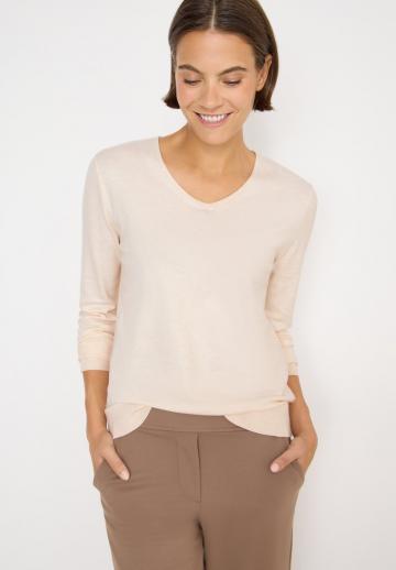 Пуловер с вырезом V