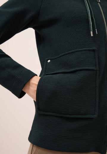 Вязаная кофта