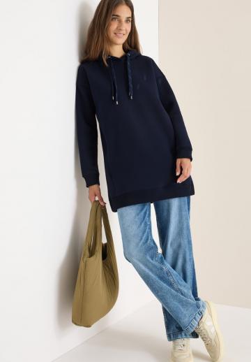 Пуловер с капюшоном