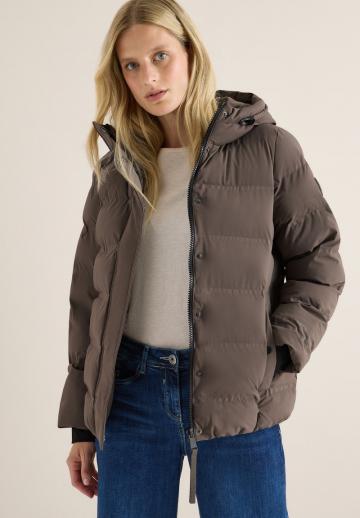 Зимняя куртка