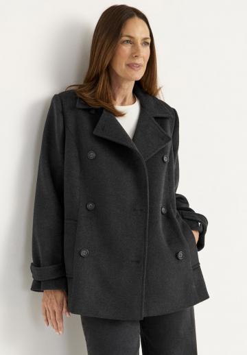 Короткое пальто