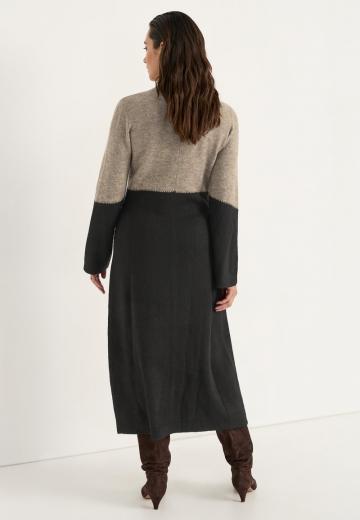 Вязаное платье