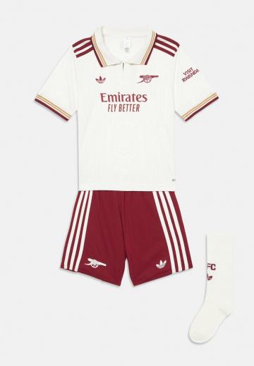 Спортивные шорты