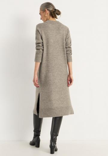 Вязаное платье