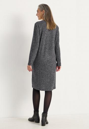 Вязаное платье