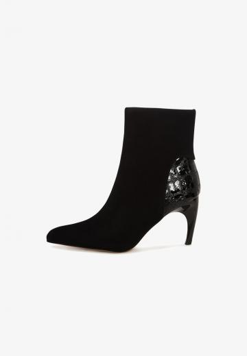 Полусапожки на высоком каблуке