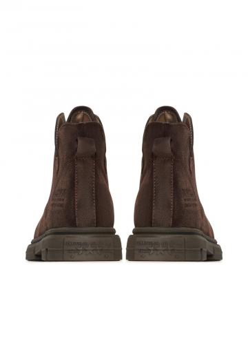 Ботинки на шнуровке