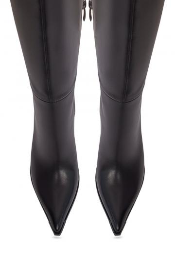 Высокие сапоги