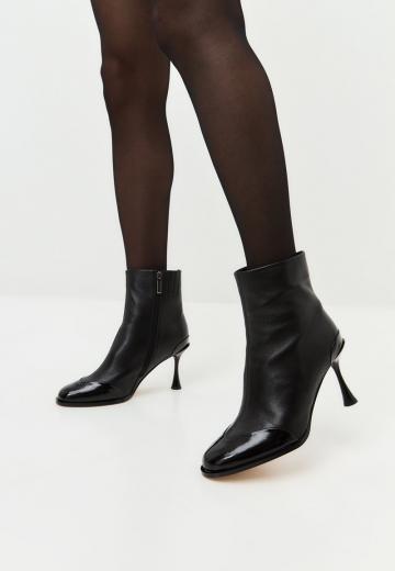 Полусапожки на высоком каблуке