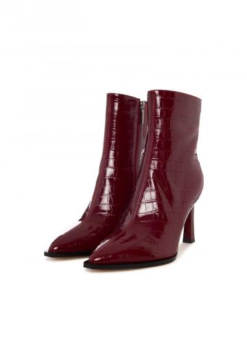 Полусапожки на высоком каблуке