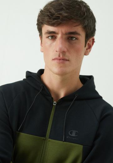 Спортивная кофта