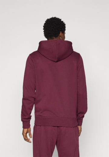 Спортивная кофта