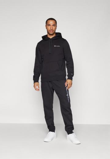 Спортивная кофта