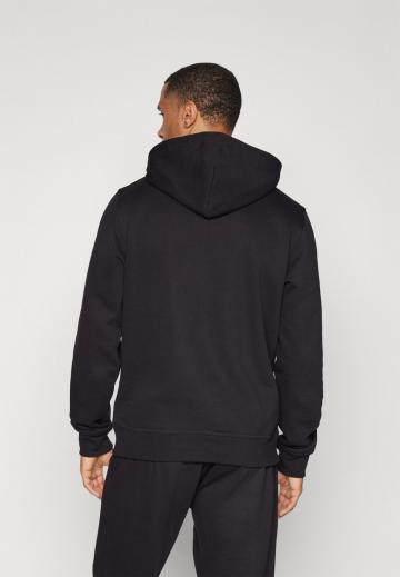 Спортивная кофта