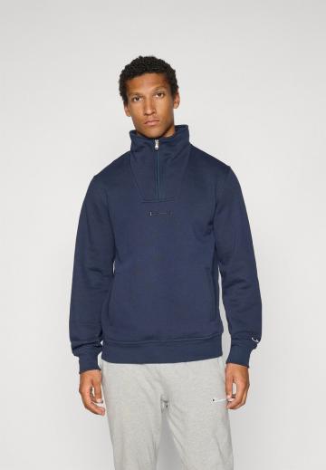 Спортивная кофта