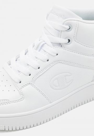 Кроссовки для зала